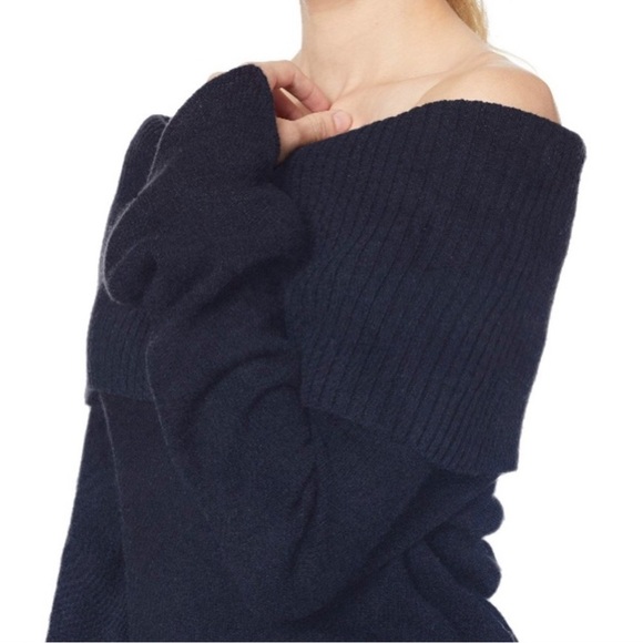 UGG Rhodyn Off Shoulder Long Sleeve Sweater Navy blue medium knit tunic wool M - Picture 2 of 13